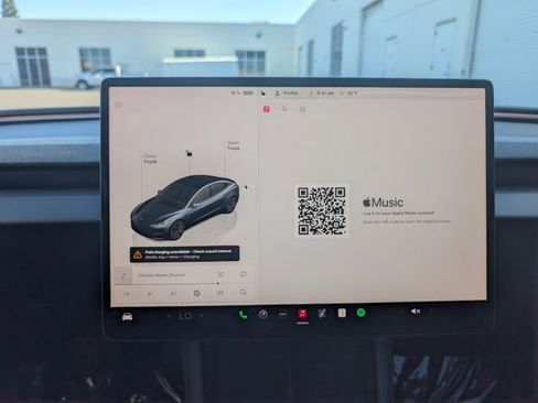 Used 2025 Tesla Model 3 Long Range RWD image 14