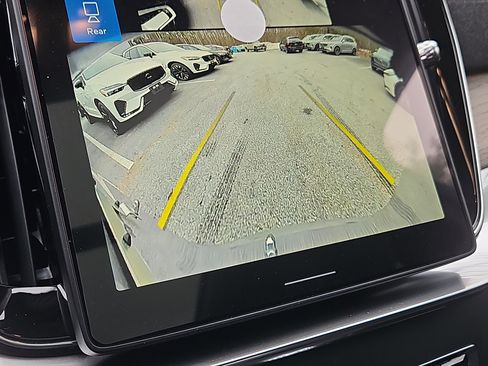 New 2026 Volvo XC90 B6 Plus w/ Protection Package Premier image 6