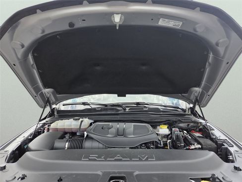 Used 2025 RAM 1500 Big Horn image 31