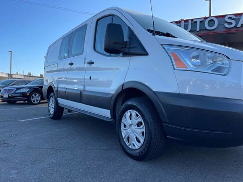 Used 2015 Ford Transit 250 130 Low Roof w/ Exterior Upgrade Package image 18