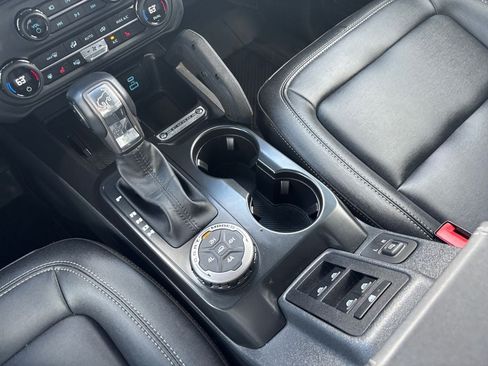 Used 2025 Ford Bronco Badlands AWD/4WD image 18
