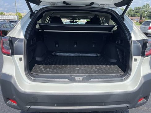 Certified 2024 Subaru Outback Onyx Edition AWD/4WD image 37