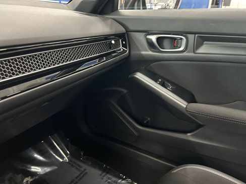 Used 2024 Honda Civic Sport image 30