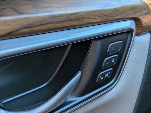 Used 2019 Honda CR-V EX-L image 26