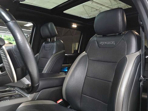 Used 2018 Ford F150 Raptor w/ Equipment Group 802A Luxury AWD/4WD image 22