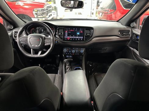 Certified 2025 Dodge Durango GT image 12