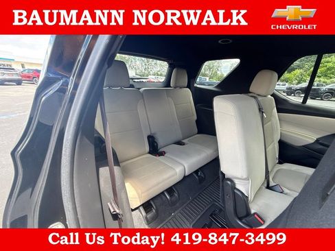 Used 2023 Chevrolet Traverse LS w/ Safety Package FWD image 39