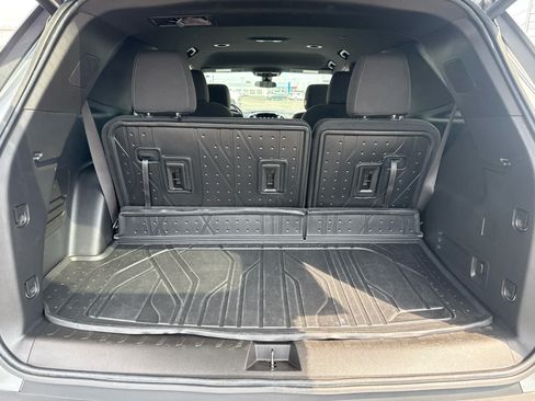 Certified 2023 Chevrolet Traverse LT FWD image 26