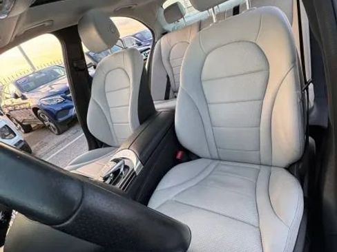 Used 2017 Mercedes-Benz C 300 4MATIC Sedan image 20