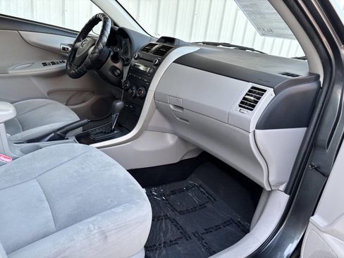 Used 2012 Toyota Corolla L image 15