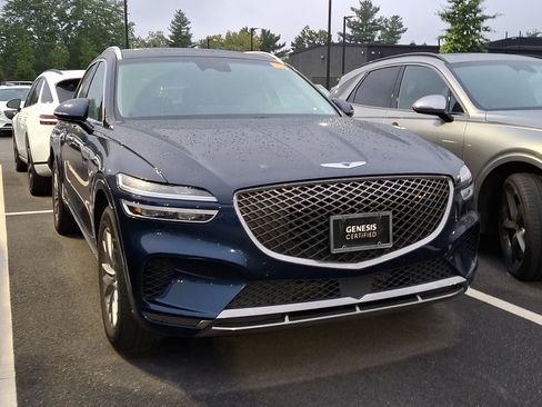 Used 2022 Genesis GV70 2.5T AWD/4WD image 2