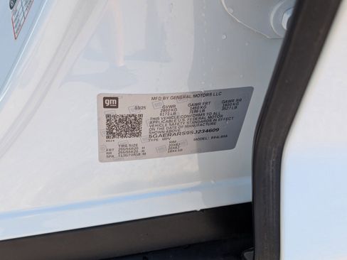 Certified 2025 Buick Enclave Preferred image 34