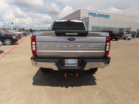 Used 2021 Ford F250 XLT w/ XLT Premium Package AWD/4WD image 13