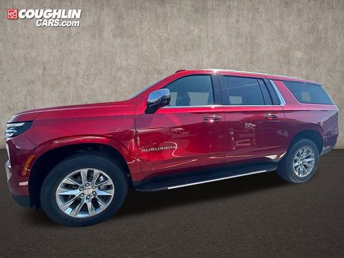 New 2025 Chevrolet Suburban Premier image 12
