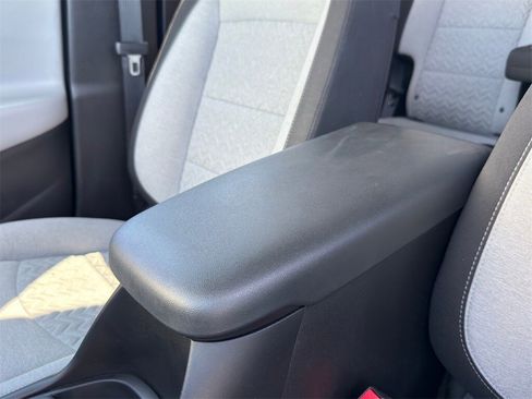 Used 2022 Chevrolet Equinox LS w/ LS Convenience Package image 16