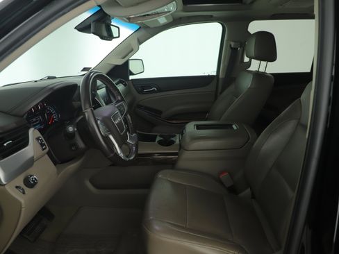 Used 2018 GMC Yukon SLT w/ Open Road Package image 17