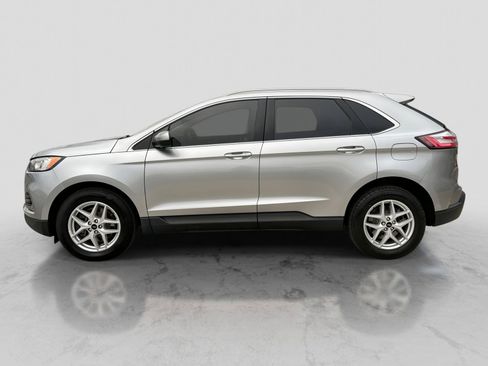 Certified 2023 Ford Edge SEL w/ Convenience Package AWD/4WD image 3