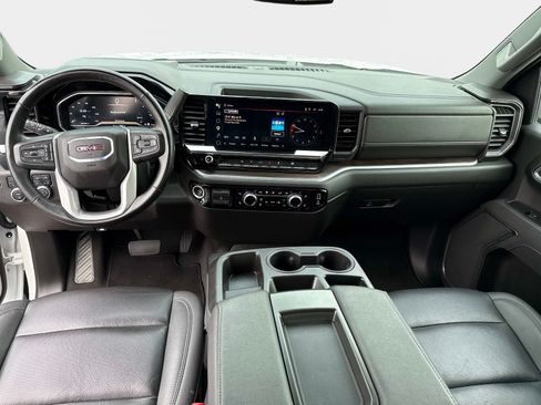 Used 2025 GMC Sierra 1500 SLT AWD/4WD image 18