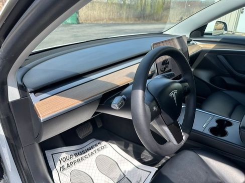 Used 2021 Tesla Model 3 Long Range image 22