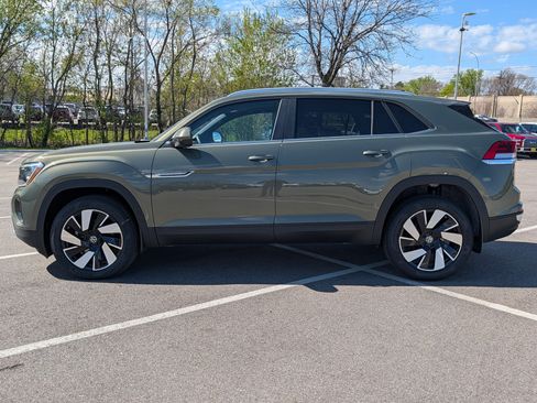 New 2026 Volkswagen Atlas Cross Sport SE AWD/4WD image 3