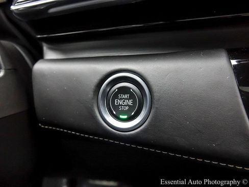 Used 2024 Cadillac Escalade V w/ LPO, ONYX Package image 17