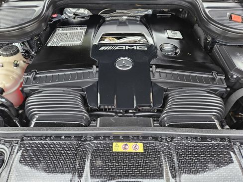 Used 2024 Mercedes-Benz GLS 63 AMG 4MATIC image 32