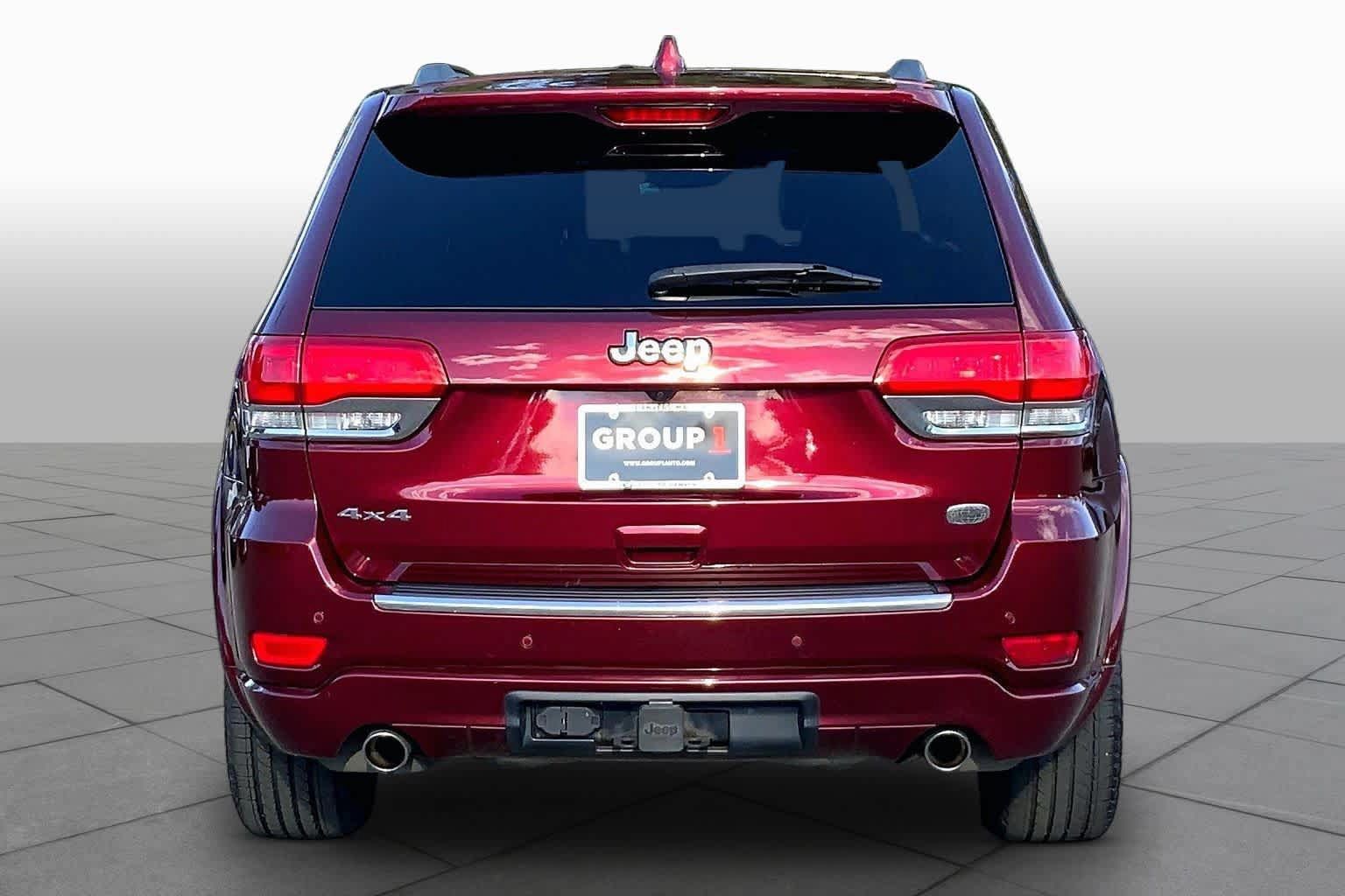 Used 2020 Jeep Grand Cherokee Overland AWD/4WD image 5