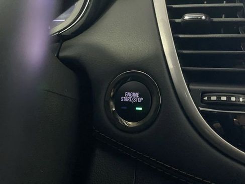 Certified 2022 Chevrolet Trax LT w/ Driver Confidence Package image 22