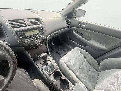 Used 2005 Honda Accord LX image 18