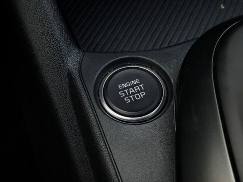 Used 2025 Kia K4 FWD image 25