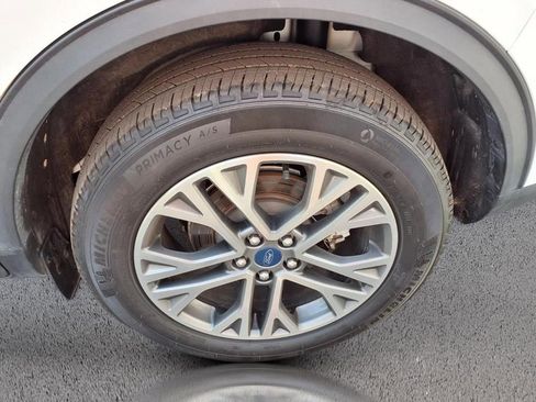 Used 2022 Ford Escape SEL image 35