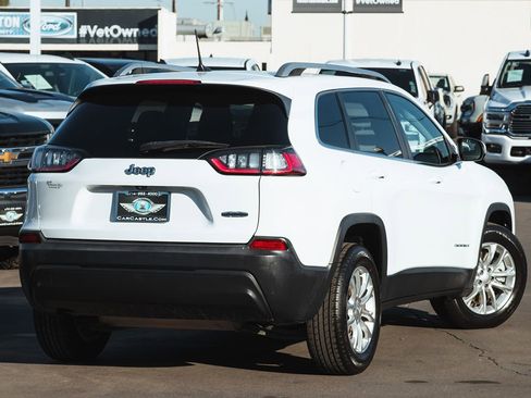 Used 2019 Jeep Cherokee Latitude w/ Popular Appearance Group image 3