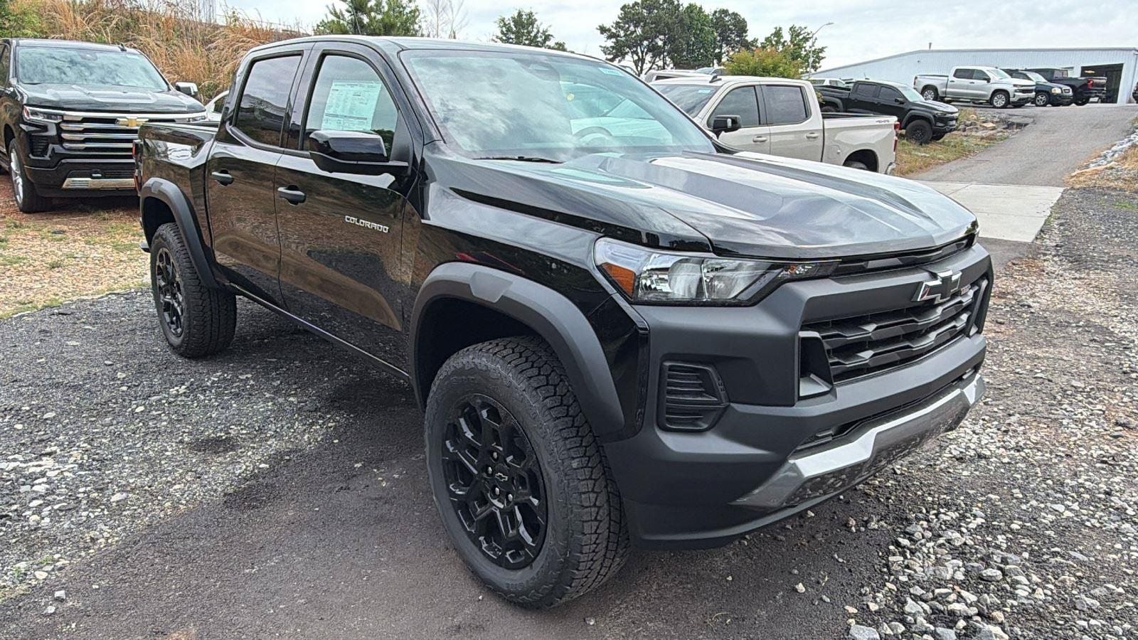 New 2026 Chevrolet Colorado Trail Boss AWD/4WD image 3