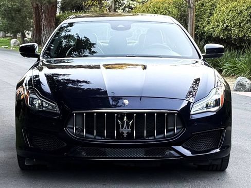Used 2018 Maserati Quattroporte S GranSport RWD image 10