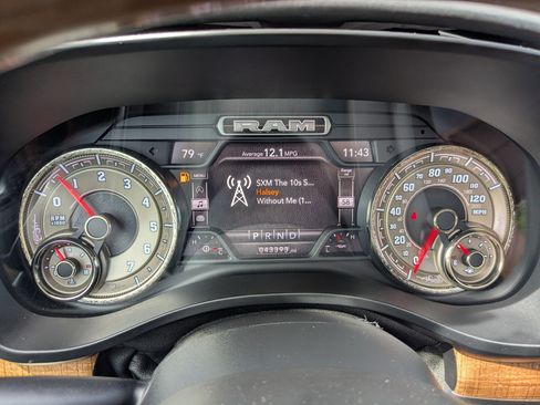 Used 2021 RAM 1500 Limited AWD/4WD image 15