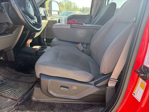 Used 2017 Ford F150 XLT w/ Equipment Group 301A Mid image 16