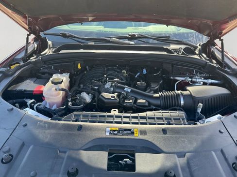 Used 2023 Jeep Grand Cherokee L Limited w/ Luxury Tech Group II image 9