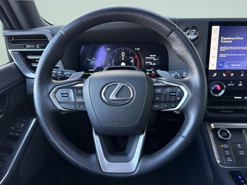 Used 2024 Lexus GX 550 AWD/4WD image 17