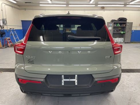 Used 2023 Volvo XC40 B5 Plus w/ Driver Assist Package image 8