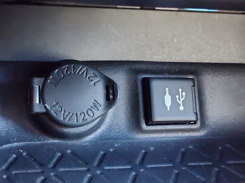 Used 2019 Toyota RAV4 XSE image 25