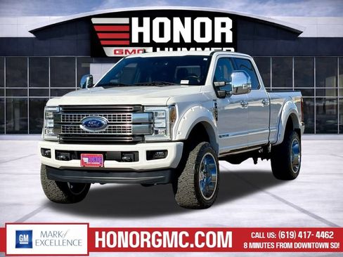 Used 2019 Ford F350 Platinum w/ Platinum Ultimate Package image 7