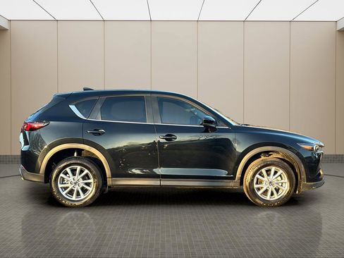 Used 2023 MAZDA CX-5 AWD 2.5 S w/ Select Package image 6