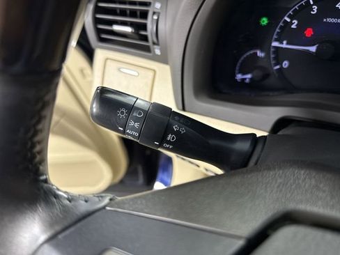 Used 2013 Lexus RX 350 FWD w/ Premium Pkg image 16
