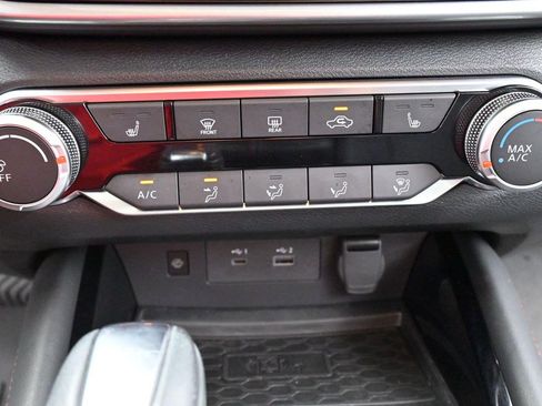 Used 2024 Nissan Altima 2.5 SR w/ SR Premium Package AWD/4WD image 22