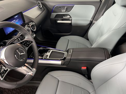 New 2026 Mercedes-Benz GLA 250 4MATIC image 4