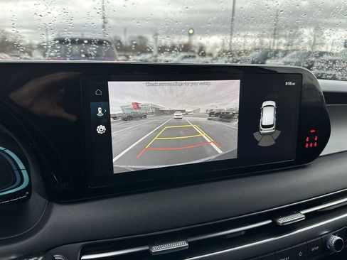 Used 2025 Hyundai Palisade SEL image 17