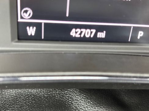 Used 2018 Chevrolet Cruze LS FWD image 12