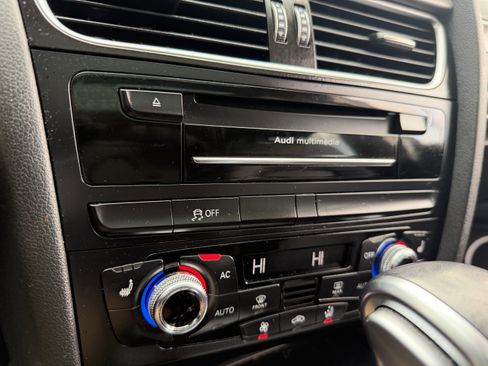 Used 2013 Audi A4 Premium Plus w/ Premium Plus Pkg image 41