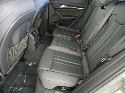Used 2023 Audi SQ5 Prestige AWD/4WD image 5
