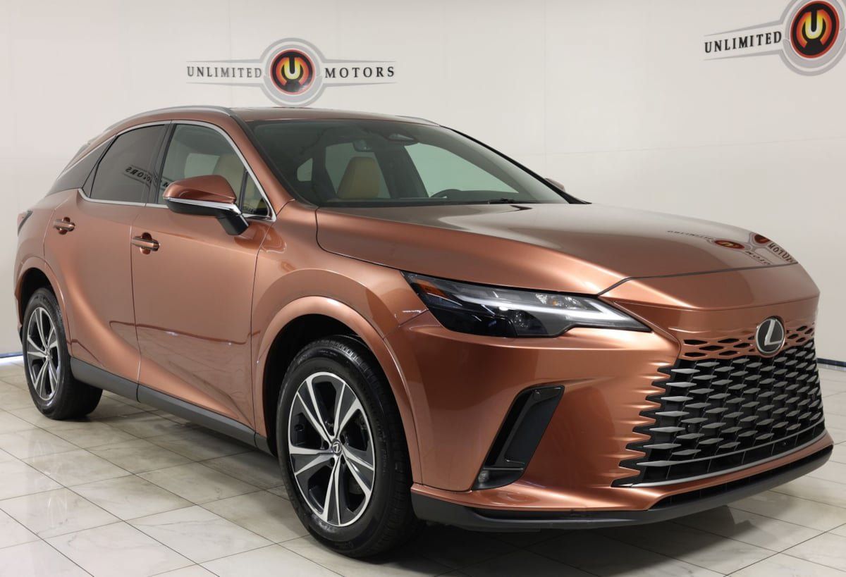 Used 2025 Lexus RX 350 Premium w/ Accessory Package AWD/4WD image 39